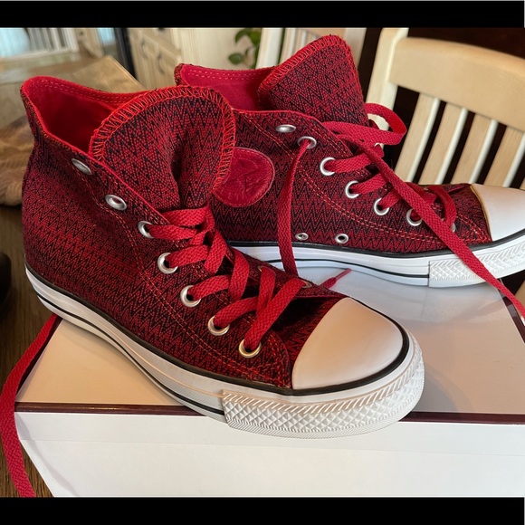 Super cute jacquard Converse All-Stars! - Picture 1 of 5